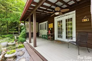 23 Leatherwood Ln, Hendersonville, NC 28739 - Photo 9