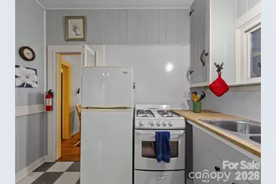 23 Leatherwood Lane, Hendersonville, NC 28739 - Photo 23