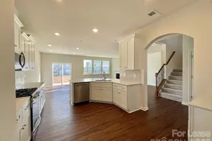 13622 Pontchatrain Ave, Charlotte, NC 28273 - Photo 7