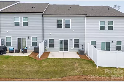 11012 Pagebrook Lane, Charlotte, NC 28214 - Photo 27