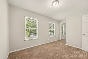 2517 Jaywick Ln, Matthews, NC 28105 - Photo 17