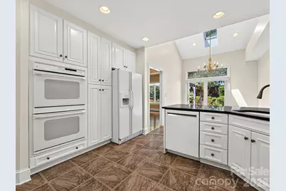 5719 Ballinard Lane, Charlotte, NC 28277 - Photo 9