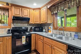 25 Anne St, Lake Junaluska, NC 28745 - Photo 31