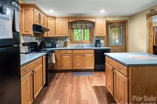 25 Anne St, Lake Junaluska, NC 28745 - Photo 29