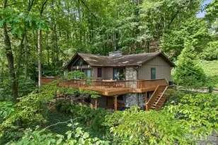 25 Anne St, Lake Junaluska, NC 28745 - Photo 1