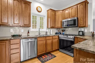 29 Spring Heights Ct, Hendersonville, NC 28791 - Photo 17