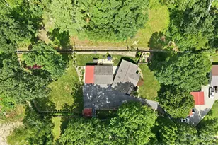 220 Bradshaw Ave, Hendersonville, NC 28792 - Photo 11