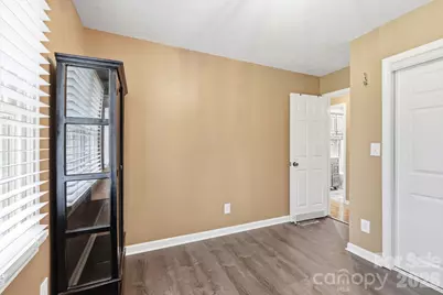 220 Bradshaw Avenue, Hendersonville, NC 28792 - Photo 31