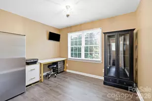 220 Bradshaw Ave, Hendersonville, NC 28792 - Photo 33
