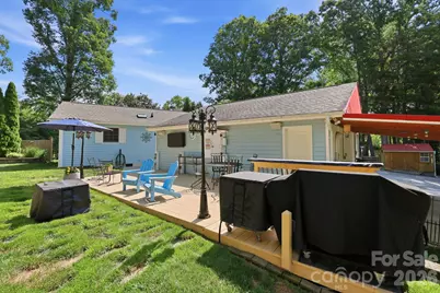 220 Bradshaw Avenue, Hendersonville, NC 28792 - Photo 41