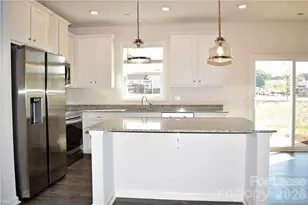 3934 Townes Blvd, Sherrills Ford, NC 29682 - Photo 15