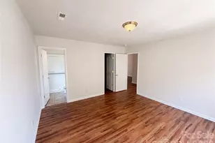 6318 Whispering Brook Ct, Charlotte, NC 28216 - Photo 11