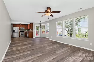 6102 Tesh Ct, Charlotte, NC 28269 - Photo 11
