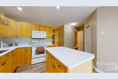 670 Emerald Cove Drive, Charlotte, NC 28262 - Photo 9