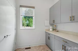 1314 Levy Wy, Charlotte, NC 28205 - Photo 39