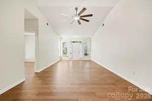 12114 Groth Ct, Charlotte, NC 28277 - Photo 9