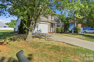 1528 Harland St, Charlotte, NC 28216 - Photo 1