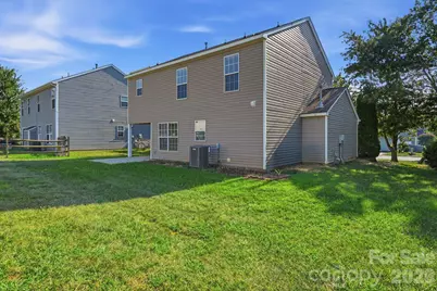 1528 Harland Street, Charlotte, NC 28216 - Photo 31