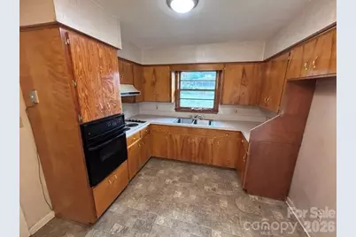 3196 Westview Street, Valdese, NC 28690 - Photo 7