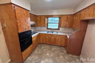 3196 Westview St, Valdese, NC 28690 - Photo 7
