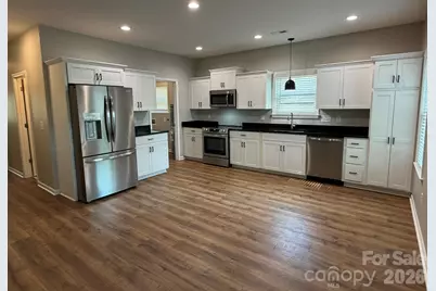 412 N Peterson Street, Stanley, NC 28164 - Photo 11