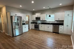 412 N Peterson St, Stanley, NC 28164 - Photo 11