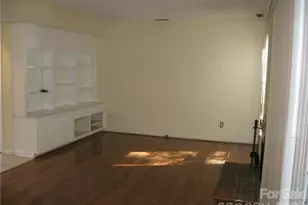 5322 Farm Pond Ln, Charlotte, NC 28212 - Photo 3