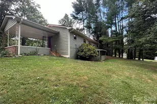 28 S College St, Weaverville, NC 28787 - Photo 11