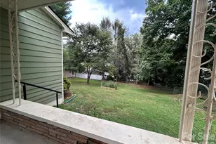 28 S College St, Weaverville, NC 28787 - Photo 9