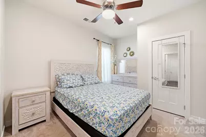 10129 Harvest Gold Drive, Charlotte, NC 28215 - Photo 19