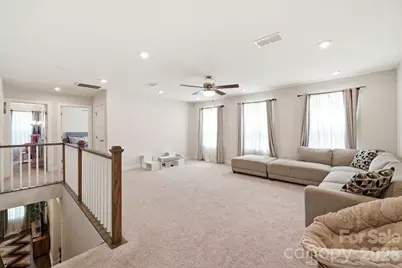 10129 Harvest Gold Drive, Charlotte, NC 28215 - Photo 9