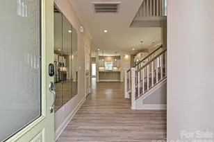6320 Kennard Dr, Charlotte, NC 28216 - Photo 3