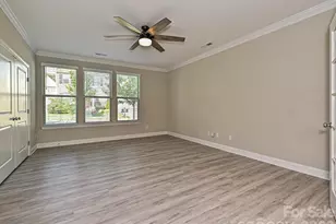 6320 Kennard Dr, Charlotte, NC 28216 - Photo 15