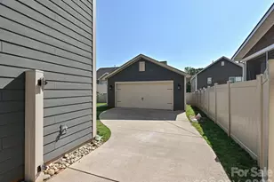 6320 Kennard Dr, Charlotte, NC 28216 - Photo 35