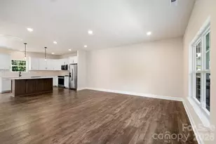 191 Cherry Spgs Ln, Asheville, NC 28804 - Photo 5