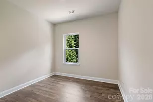 191 Cherry Spgs Ln, Asheville, NC 28804 - Photo 25