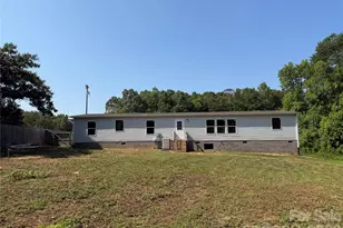 1003 Lavender Rd, Grover, NC 28073 - Photo 5