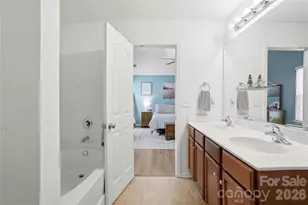 9428 Quilting Bee Lane, Charlotte, NC 28216 - Photo 17