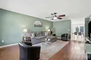 9428 Quilting Bee Lane, Charlotte, NC 28216 - Photo 5