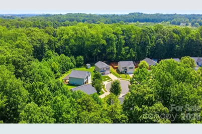 9428 Quilting Bee Lane, Charlotte, NC 28216 - Photo 25