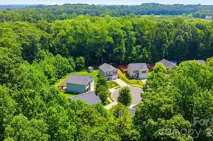 9428 Quilting Bee Lane, Charlotte, NC 28216 - Photo 25