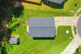 9428 Quilting Bee Lane, Charlotte, NC 28216 - Photo 27