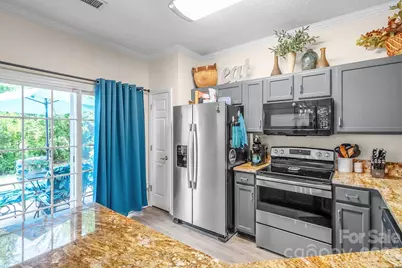 2713 Mill Valley Court, Matthews, NC 28105 - Photo 23