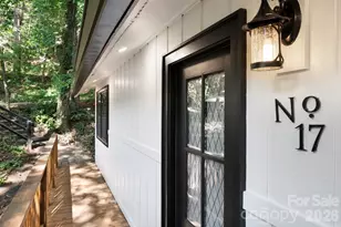 17 Woodhaven Pl, Asheville, NC 28805 - Photo 3