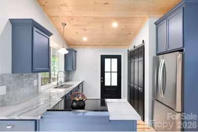 17 Woodhaven Place, Asheville, NC 28805 - Photo 15