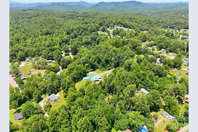 1231 Caldwell Place NW, Lenoir, NC 28645 - Photo 13