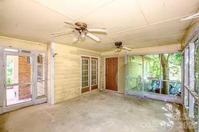 648 Tracy Lane, Gastonia, NC 28056 - Photo 9