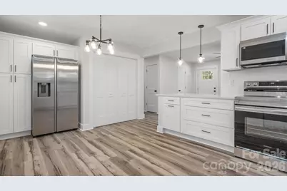 2513 Westgrove Drive, Charlotte, NC 28208 - Photo 7
