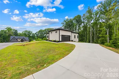 2004 Plain Field Drive, Bessemer City, NC 28016 - Photo 9