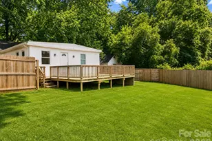 2007 Highland St, Charlotte, NC 28208 - Photo 39